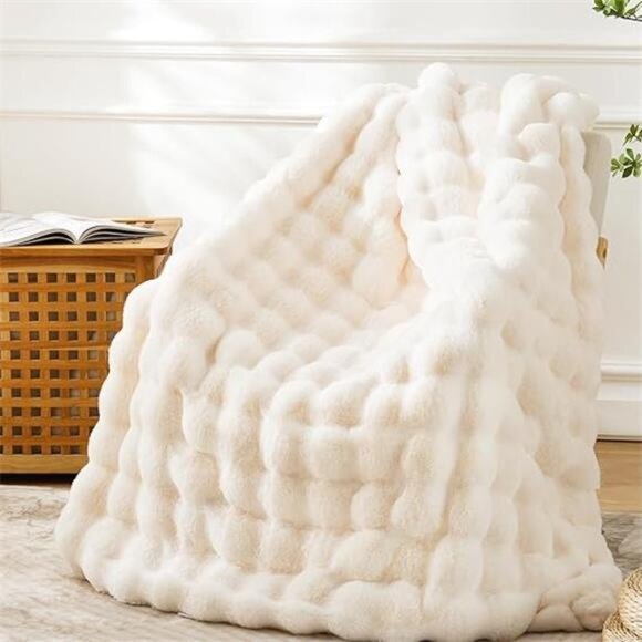 Faux Fur Throw Blanket Fuzzy Bubble Blanket, Soft,Cozy and Thick Blanket Plush - Picture 7 of 7